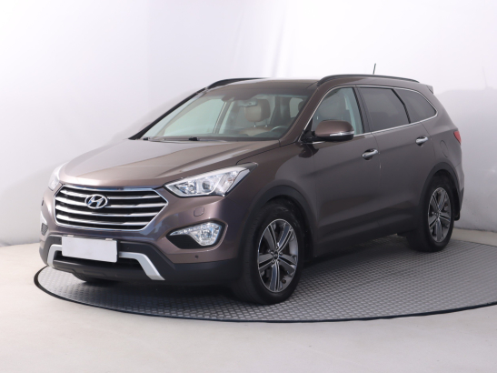 Hyundai Grand Santa Fe