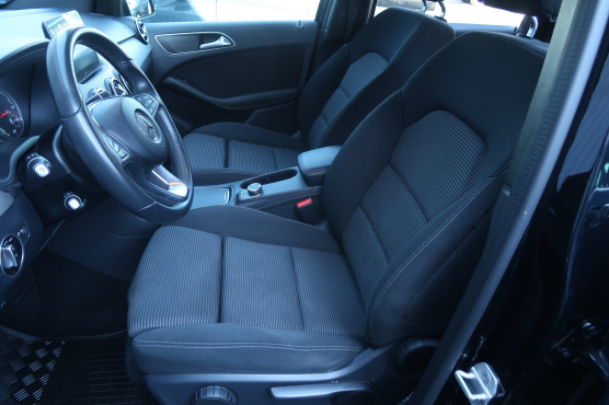 Mercedes-Benz B 250 e