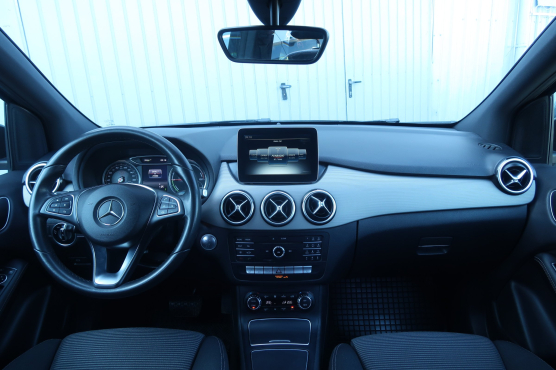 Mercedes-Benz B 250 e