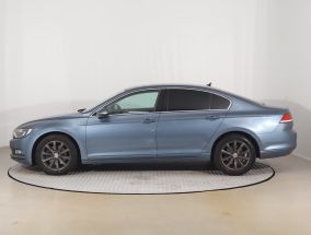 Volkswagen Passat - 2015