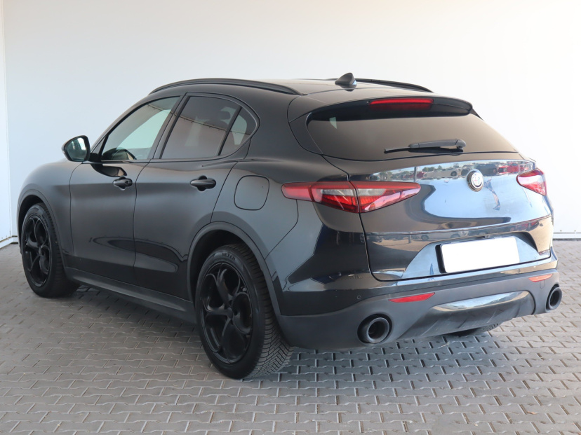 Alfa Romeo Stelvio, 2019