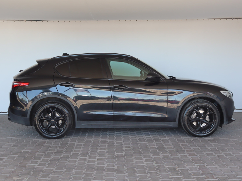 Alfa Romeo Stelvio, 2019