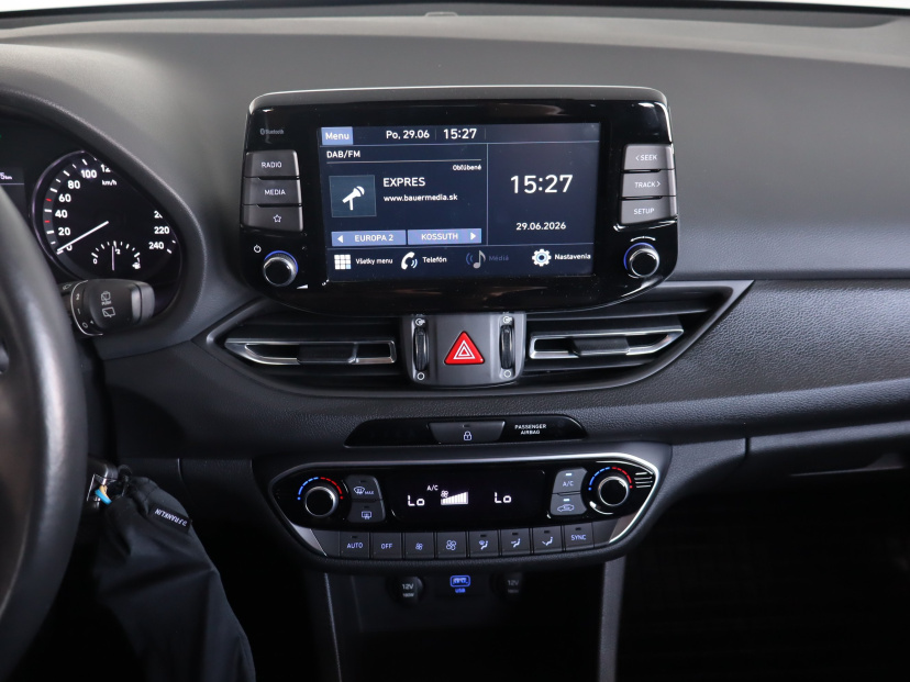 Hyundai i30, 2021