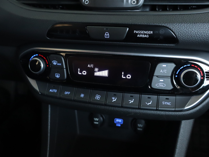 Hyundai i30, 2021