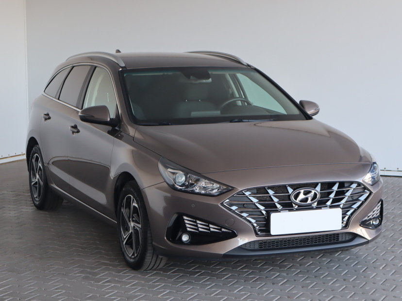 Hyundai i30, 2021