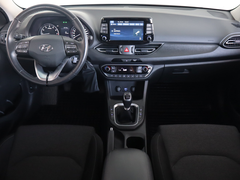 Hyundai i30, 2021