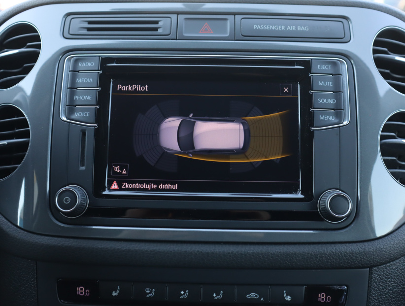 Volkswagen Tiguan, 2015