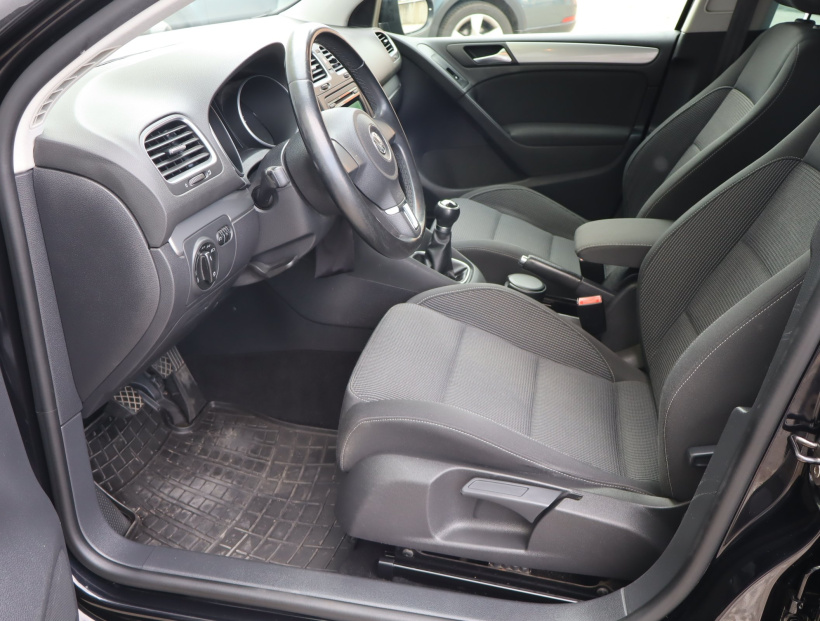 Volkswagen Golf, 2012