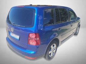 Volkswagen Touran - 2009