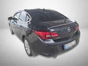 Opel Astra - 2014