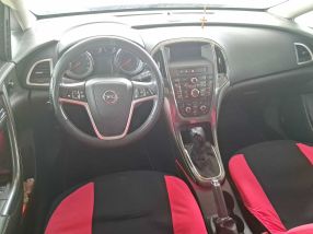 Opel Astra - 2014