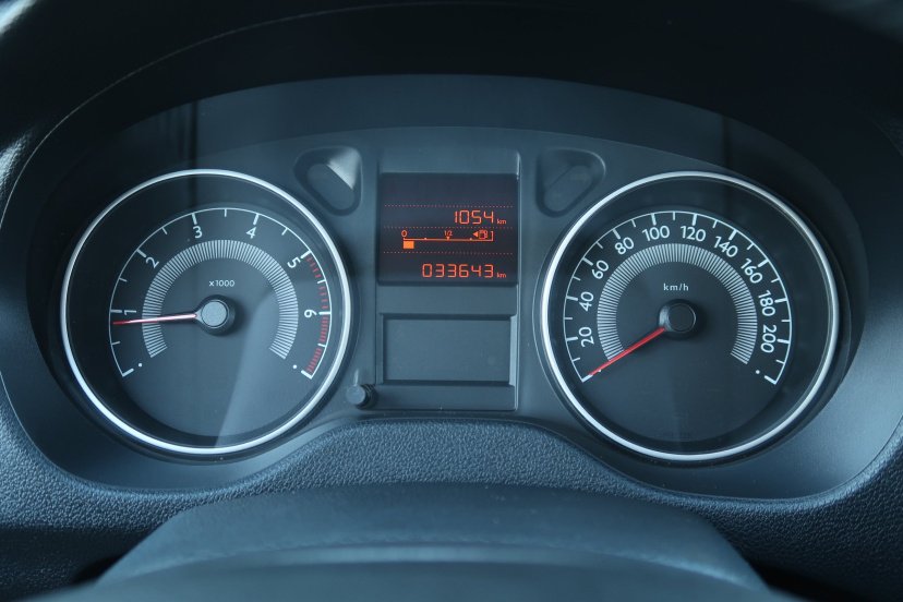 Peugeot 301, 2015
