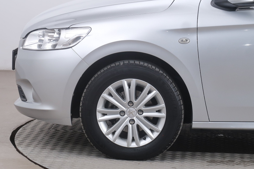 Peugeot 301, 2015