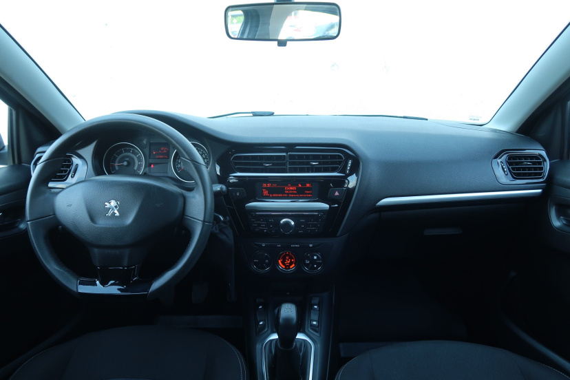 Peugeot 301, 2015