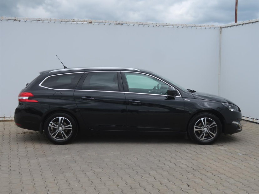 Peugeot 308, 2016