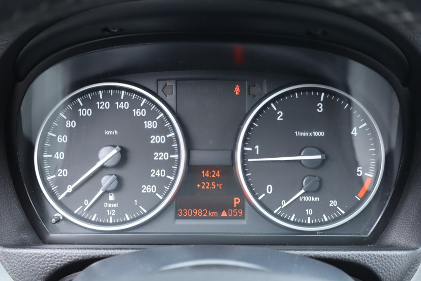 BMW 3, 2011