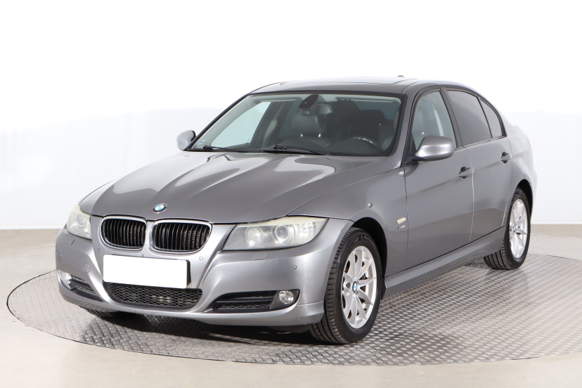 BMW 3, 2011