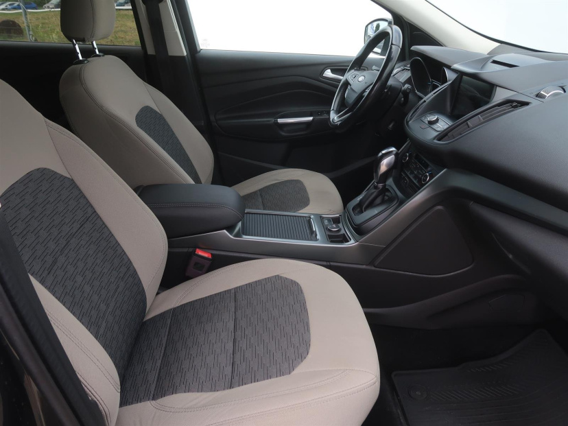 Ford Kuga, 2018