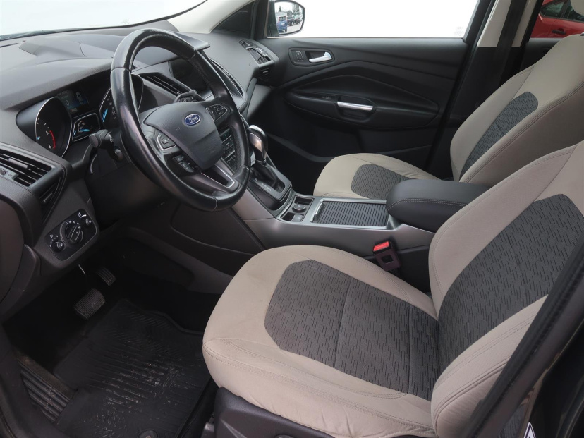 Ford Kuga, 2018