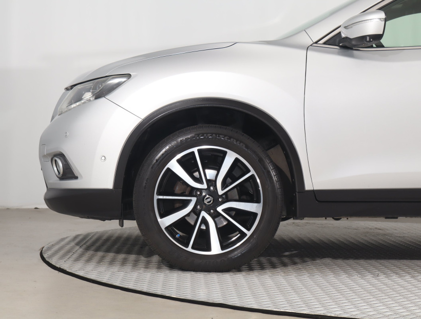 Nissan X-Trail, 2015