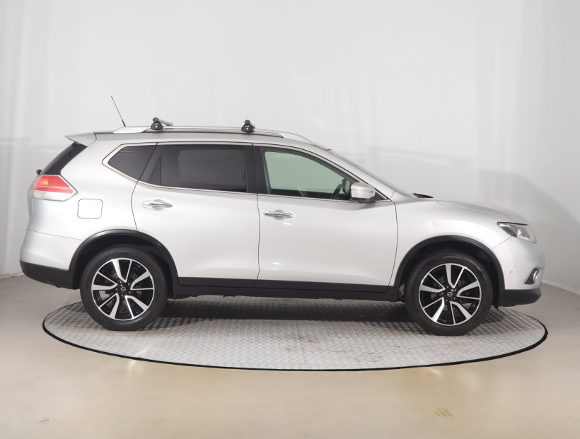 Nissan X-Trail, 2015