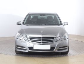 Mercedes-Benz E - 2011