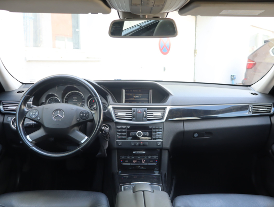 Mercedes-Benz E 350 CDI 4MATIC