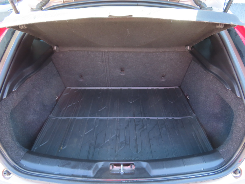 Volvo V40, 2016
