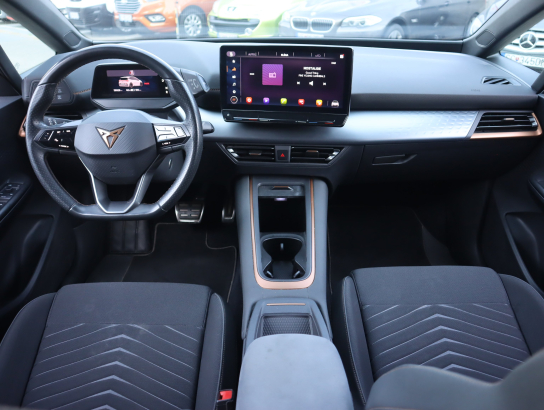 Cupra Born 58