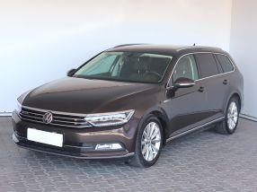 Volkswagen Passat - 2015