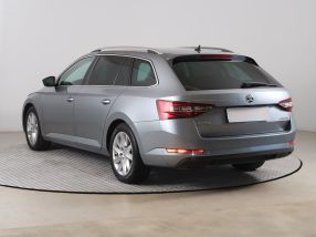 Škoda Superb - 2017