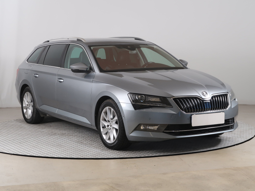 Škoda Superb, 2017