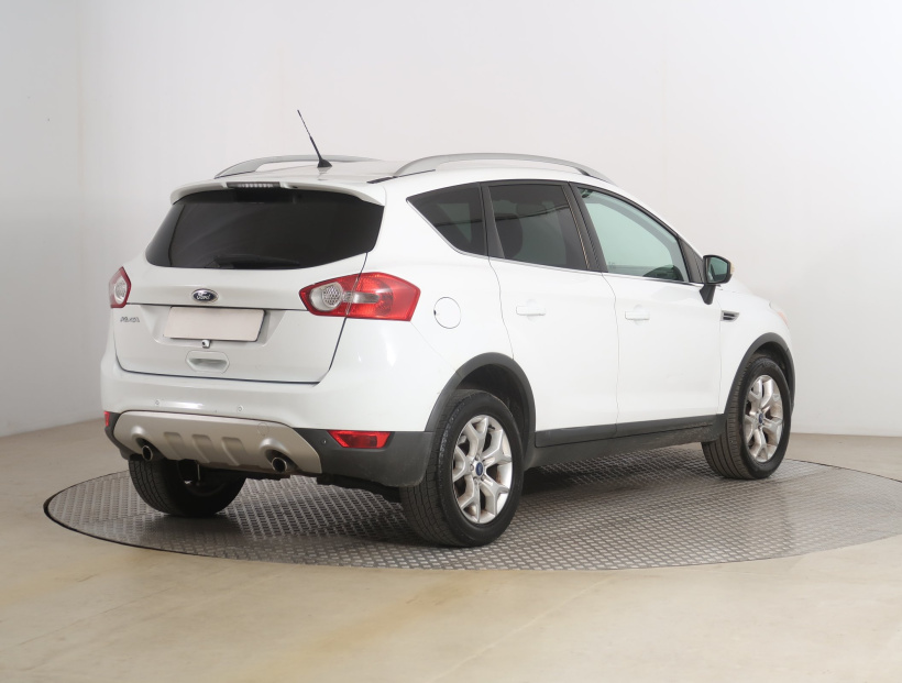 Ford Kuga, 2012