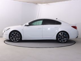 Opel Insignia - 2011