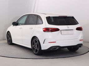 Mercedes-Benz B - 2021