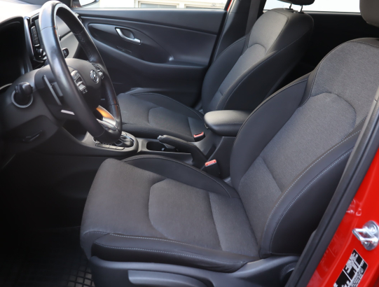 Hyundai i30 1.5 T-GDI MHEV