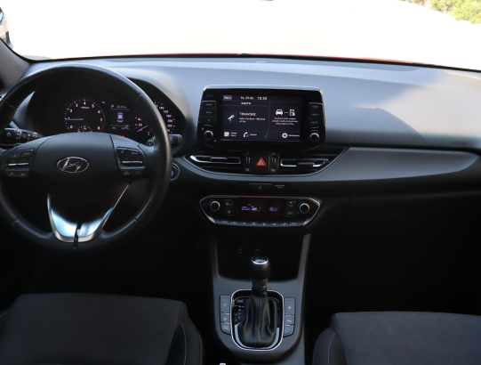 Hyundai i30 1.5 T-GDI MHEV