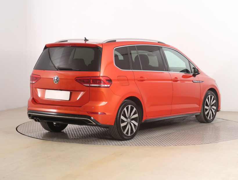 Volkswagen Touran, 2017