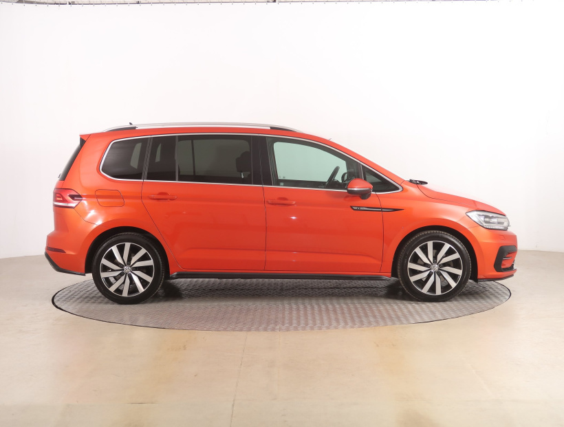 Volkswagen Touran, 2017