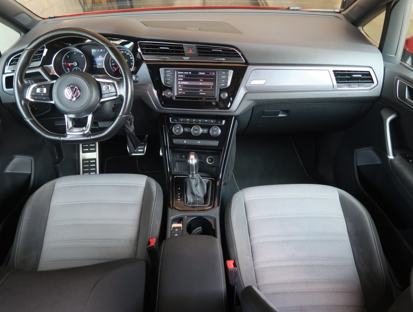 Volkswagen Touran, 2017