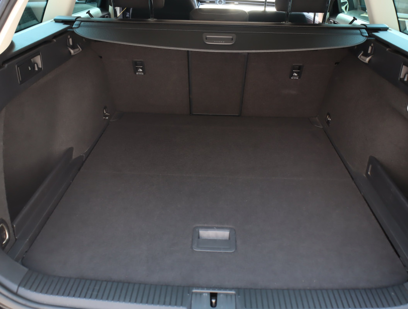 Volkswagen Passat, 2015