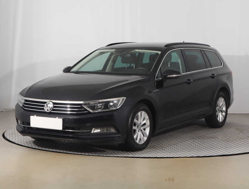 Volkswagen Passat, 2015