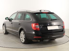 Škoda Superb - 2013