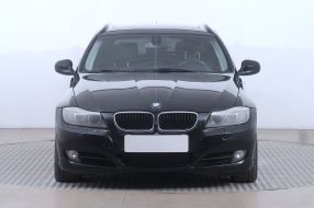 BMW 3 - 2012