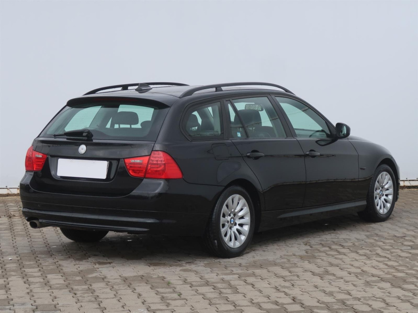 BMW 3, 2009