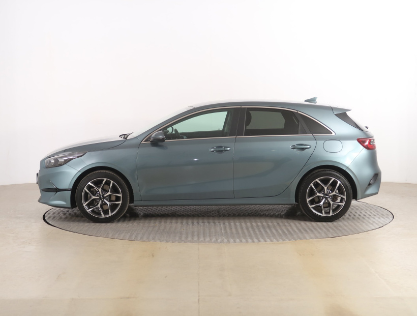 Kia Ceed, 2022