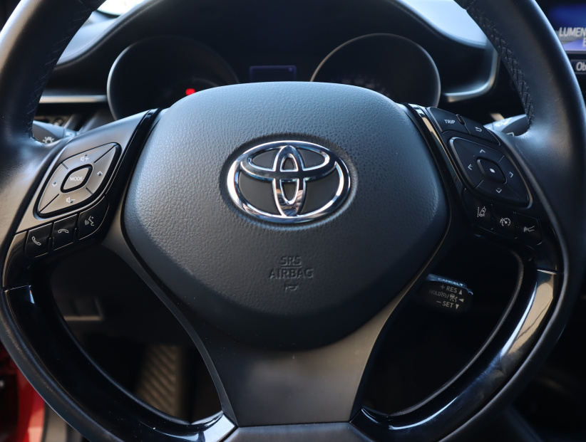 Toyota C-HR, 2019