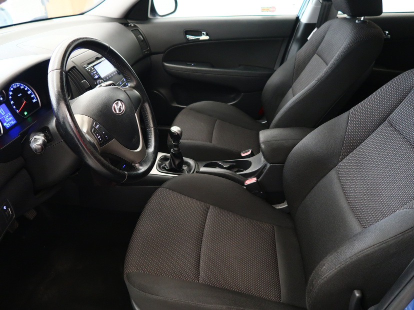 Hyundai i30, 2010