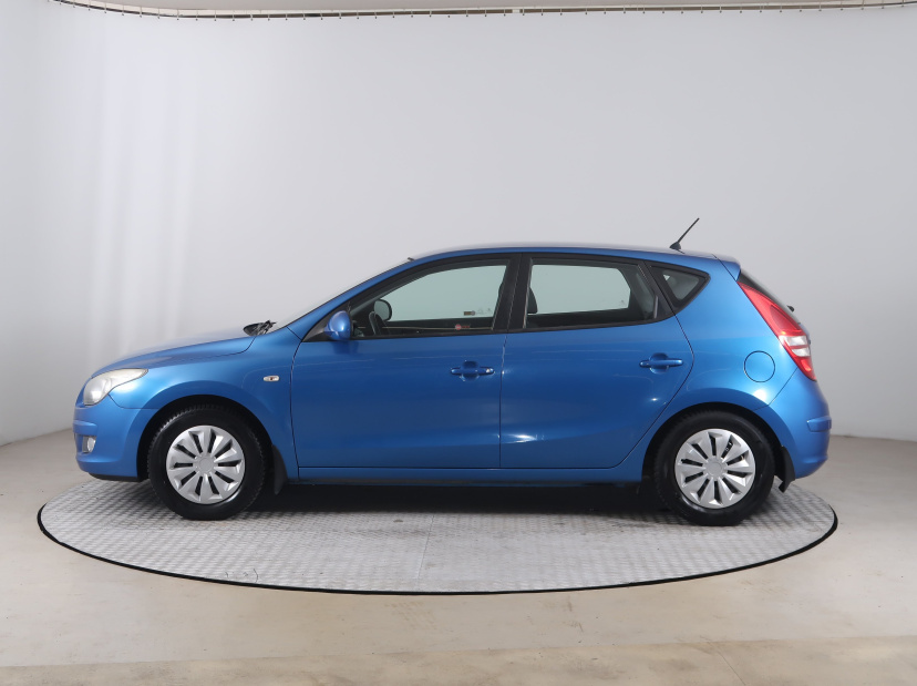 Hyundai i30, 2010
