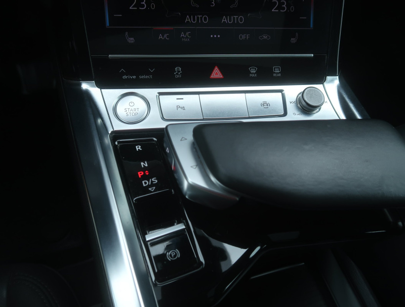 Audi e-tron, 2019